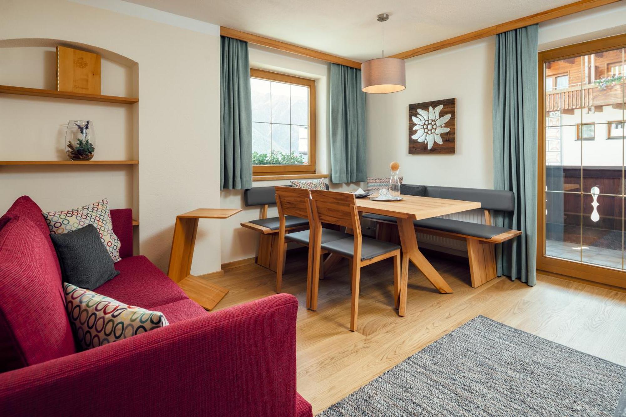 Naturhotel Feriengut Darrehof Serfaus Zimmer foto
