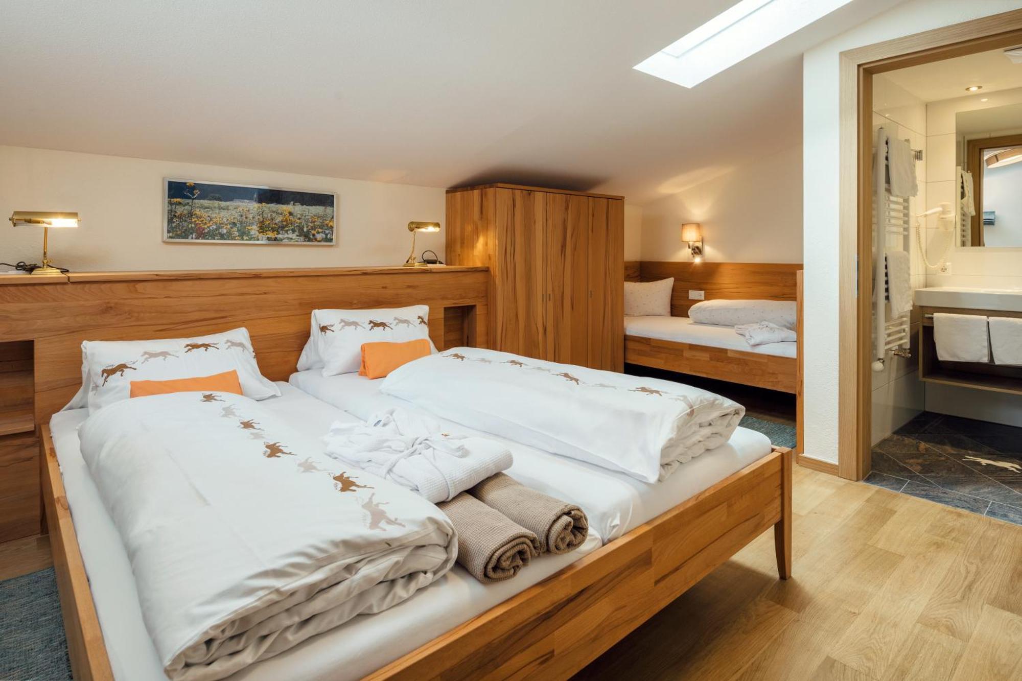Naturhotel Feriengut Darrehof Serfaus Zimmer foto