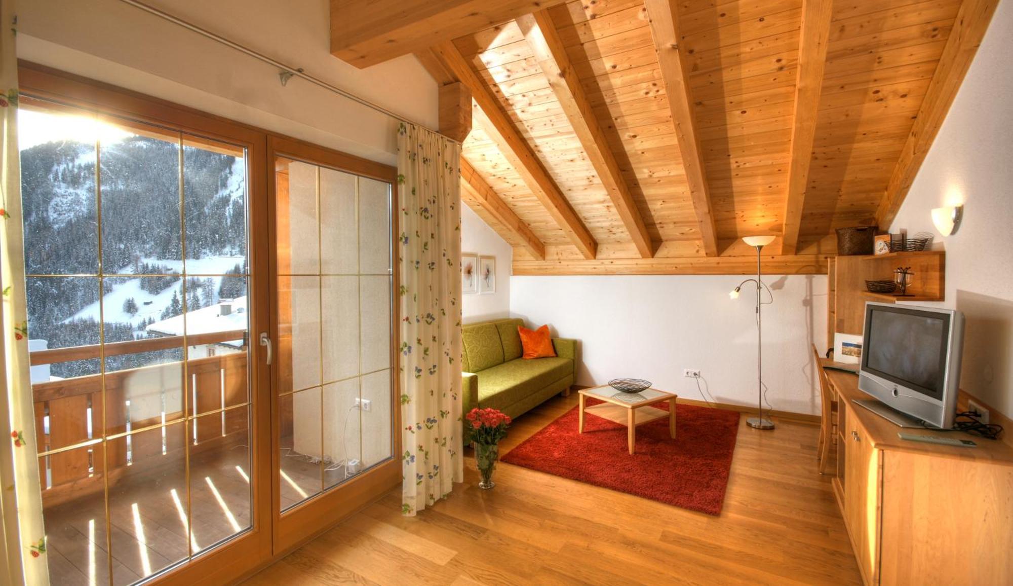 Naturhotel Feriengut Darrehof Serfaus Zimmer foto