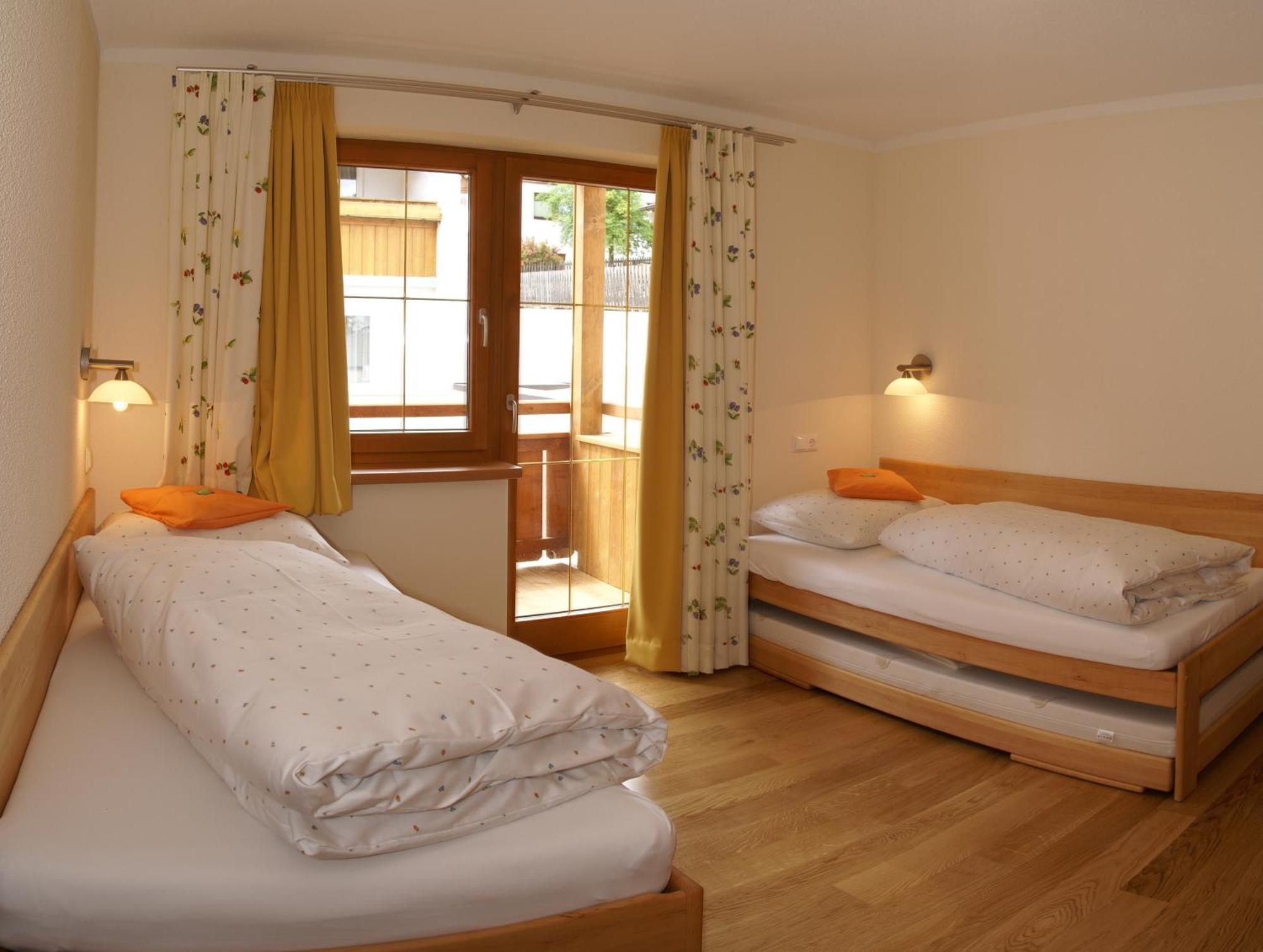 Naturhotel Feriengut Darrehof Serfaus Zimmer foto