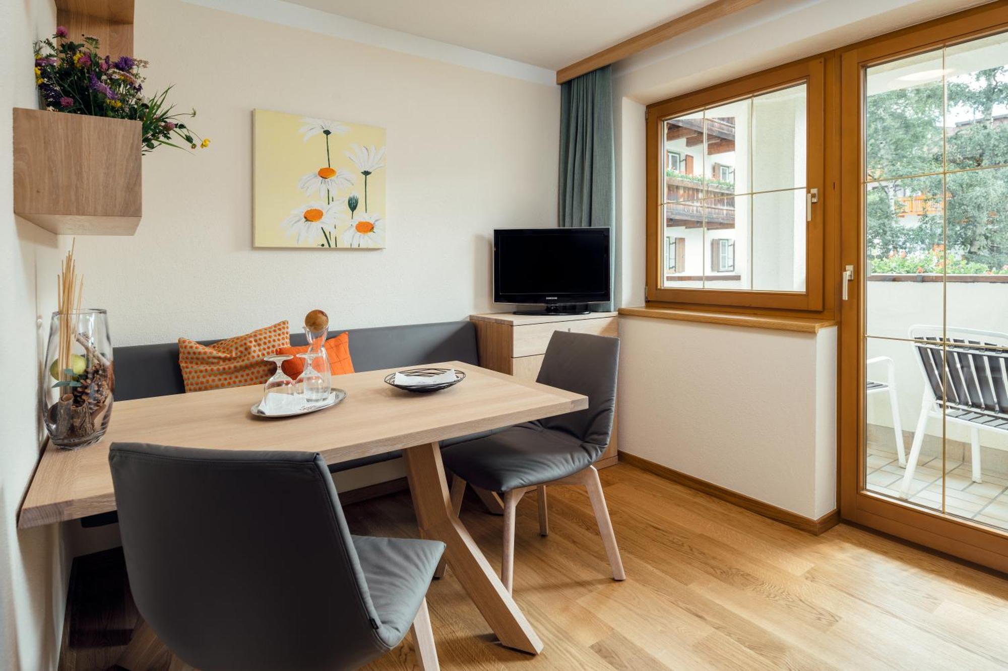 Naturhotel Feriengut Darrehof Serfaus Zimmer foto